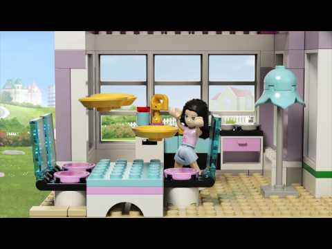 Lego Friends Heartlake Supermarket Build and Silly Play. 