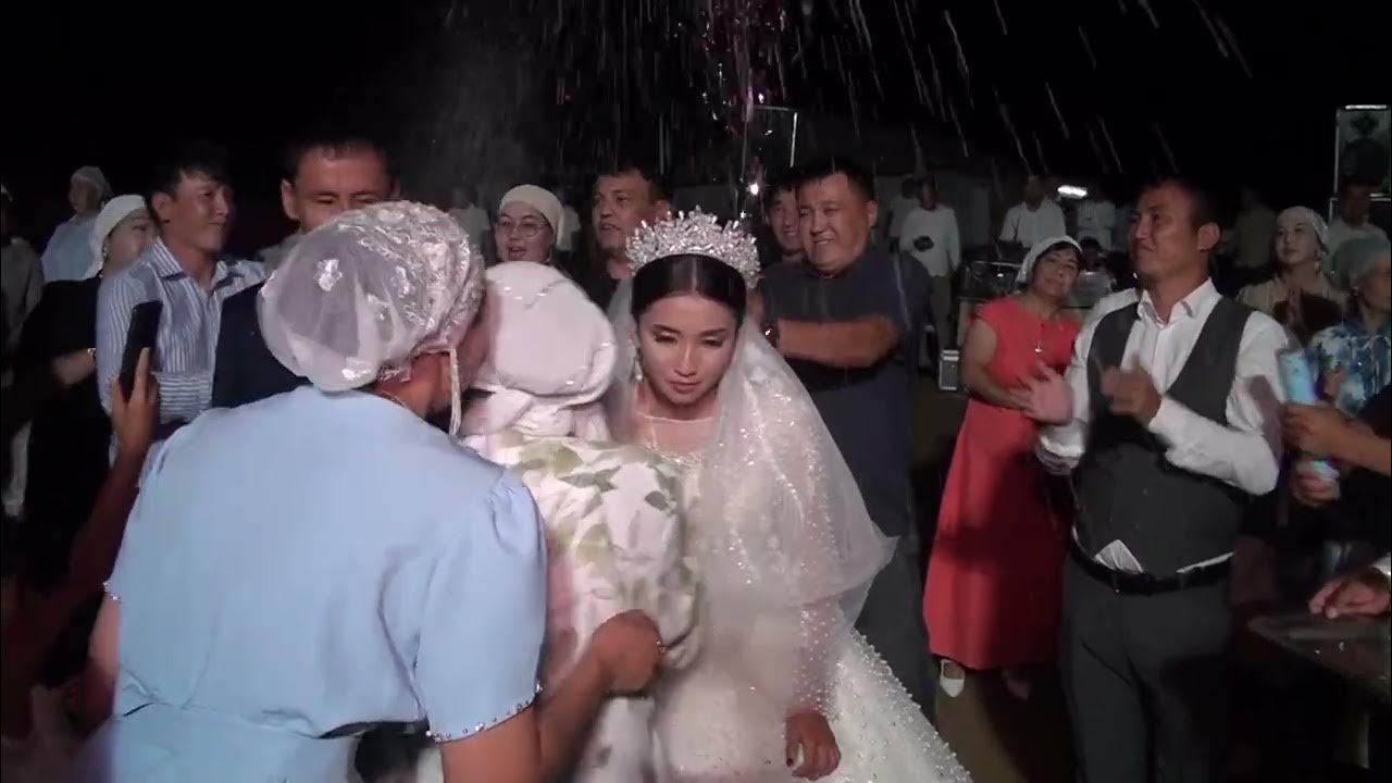 Кең жамбас порнофотосуреттері