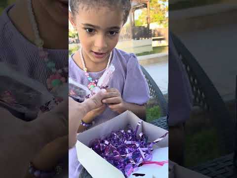اشتروا منها حلوه اوي لايك اشتراك