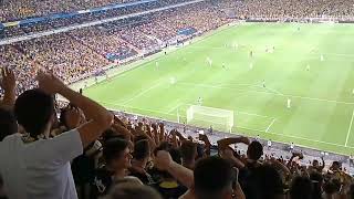 GFB - Okul Açık Tribününde pozisyon sonrası yükselen ooo Fener Hadi Bastır Fener Tezahüratı
