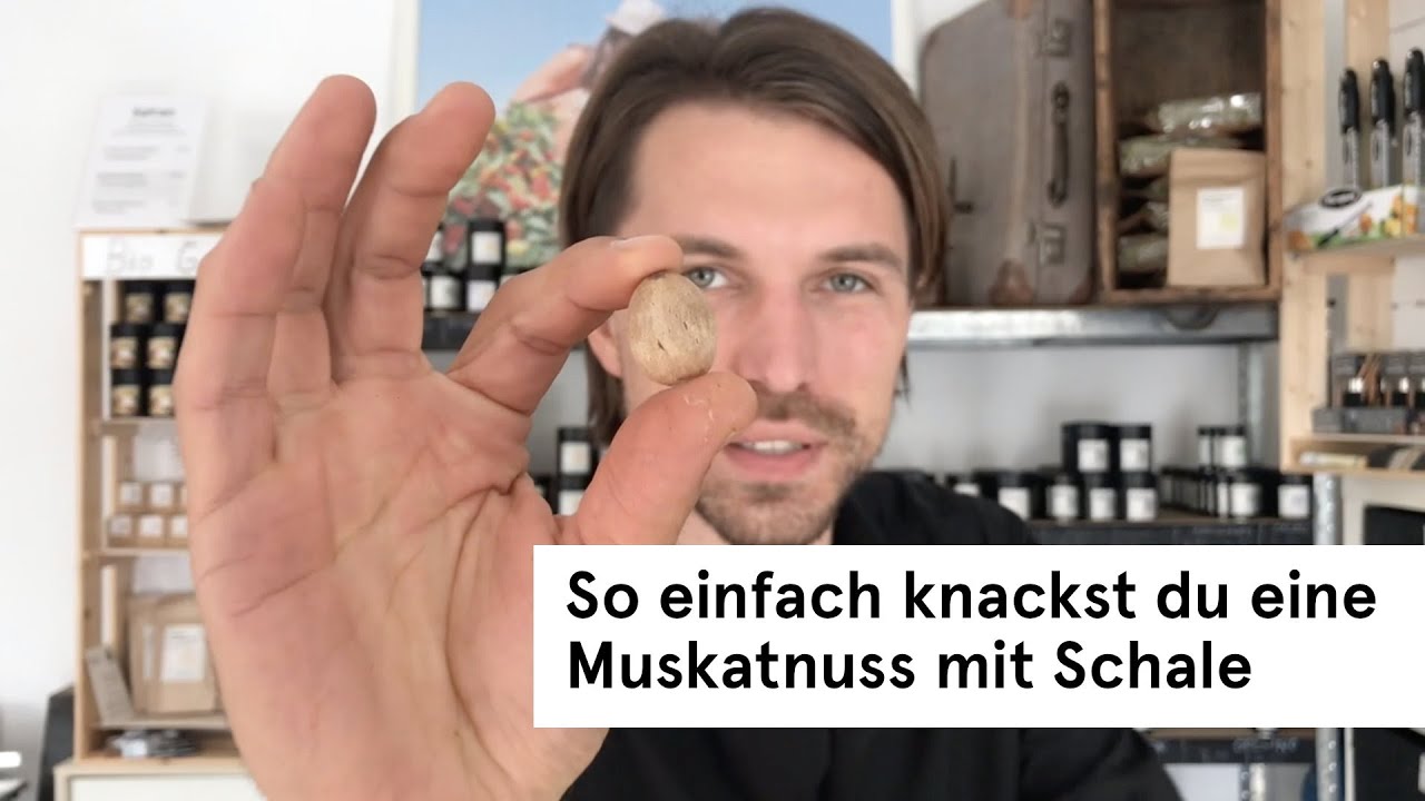 Wie Bekomme Ich Die Muskatnuss Aus Ihrer Ausseren Steinharten Schale Zutaten Forum Chefkoch De