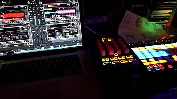 DJ controller mapping APC40mk2