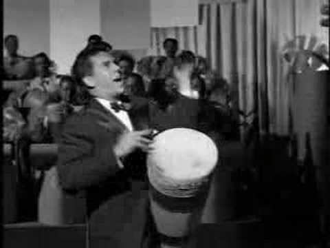 Video: Desi Arnaz xalis sərvəti: Wiki, Evli, Ailə, Toy, Maaş, Qardaşlar