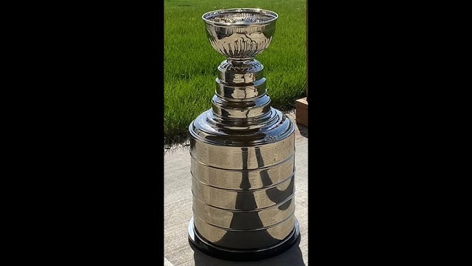 The Sports Vault Oilers 5-Time Stanley Cup Champions 8'' Replica Trophy