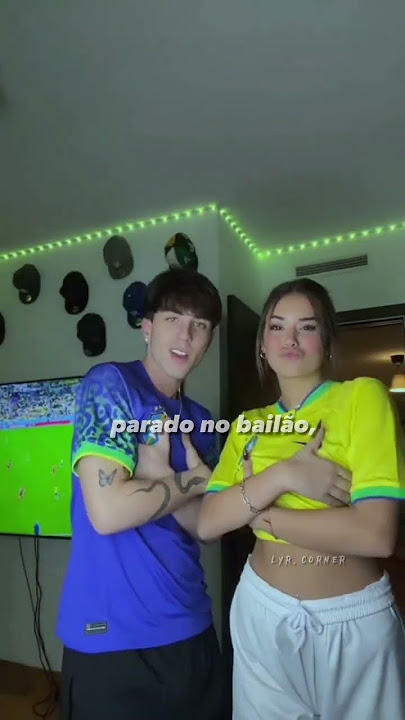 parado no bailao // parado no bailao lyrics