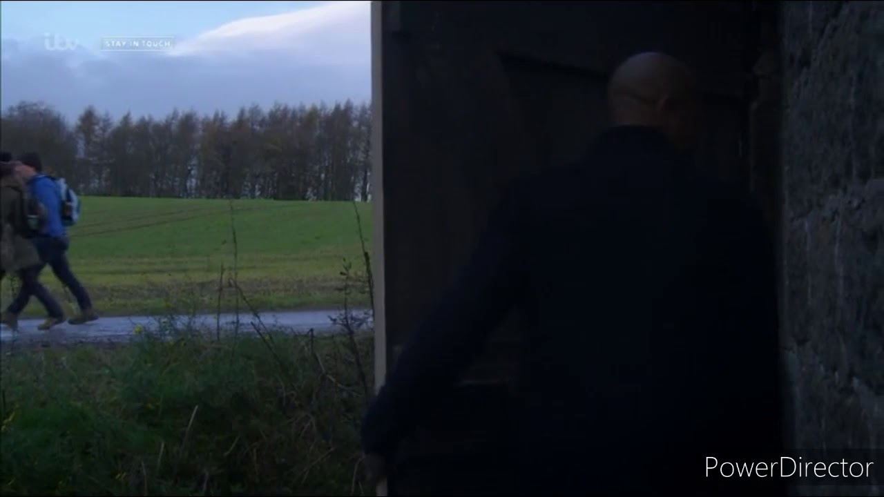 Emmerdale - Al Meets Up With Debbie At The Barn (22nd January 2021)