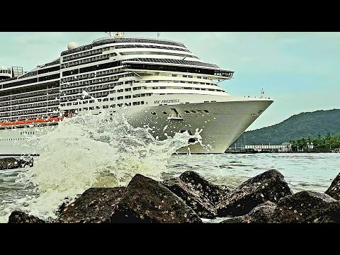 Video: MSC Divina - Cabins thiab Suites