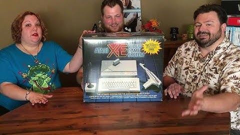 Atari XE Pickup and Unboxing--Estate Sale Find!!