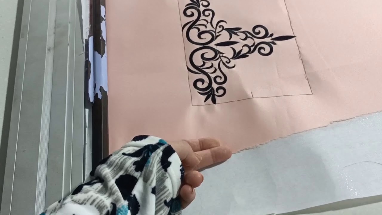 كيفية العمل على مشينة الطرز الالكتروني Maya