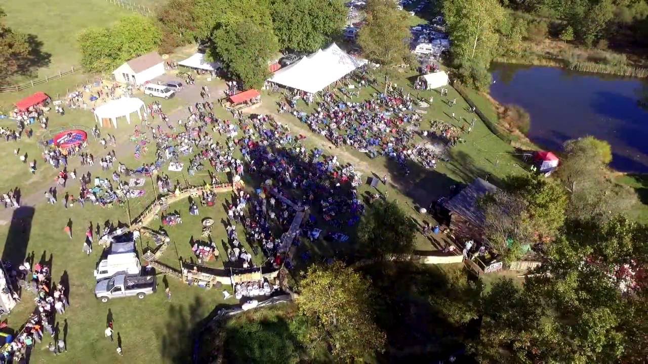 Red Corner Benefit #8 - 10-15-2016 - Aerial footage - Crowd growth