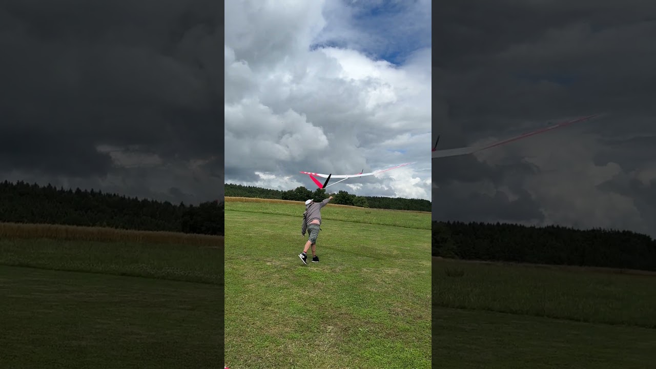 Another glider launch at GPS Light WM 2025 Training Days