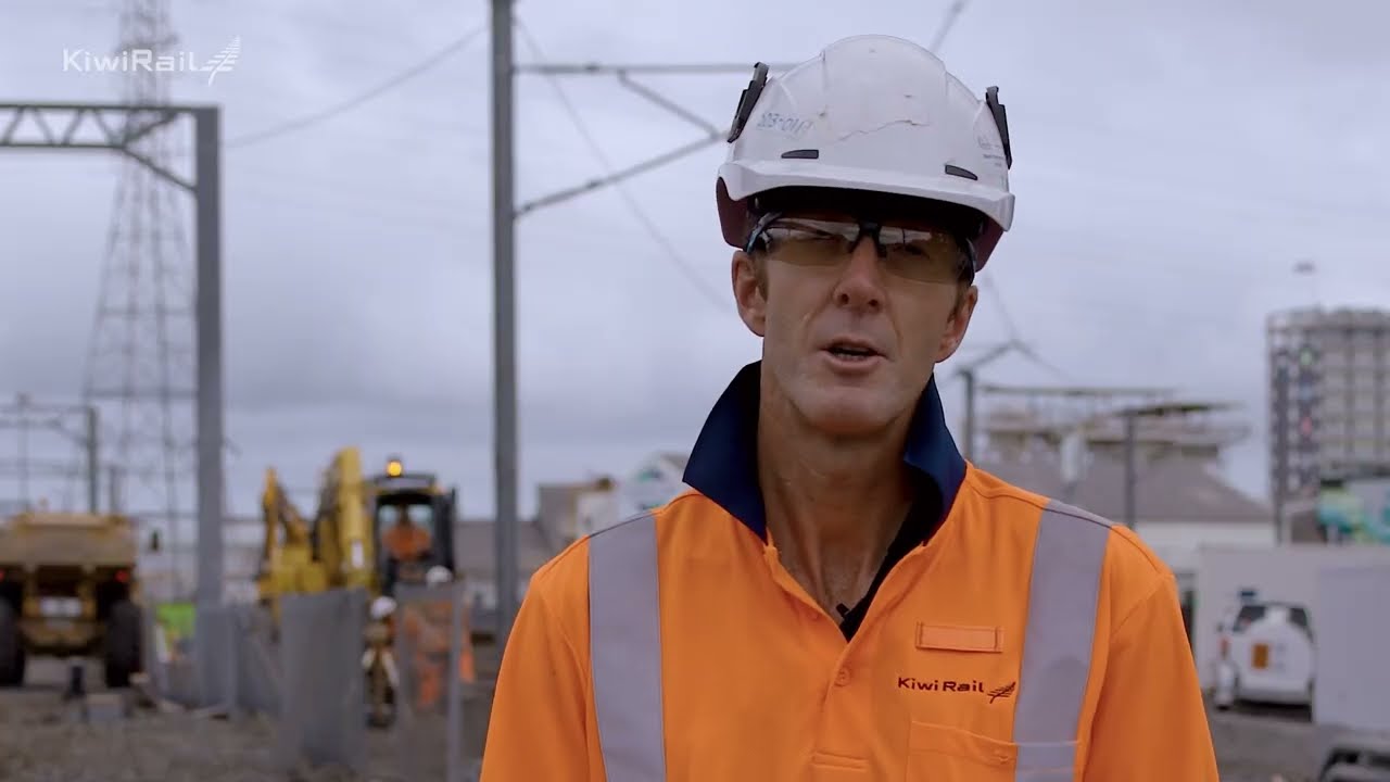 Rebuilding Auckland's rail track formation