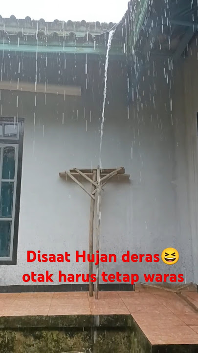 di saat hujan deras otak harus tetap waras😆 #video #vlog #viralvideo #viralvideos #viralshorts