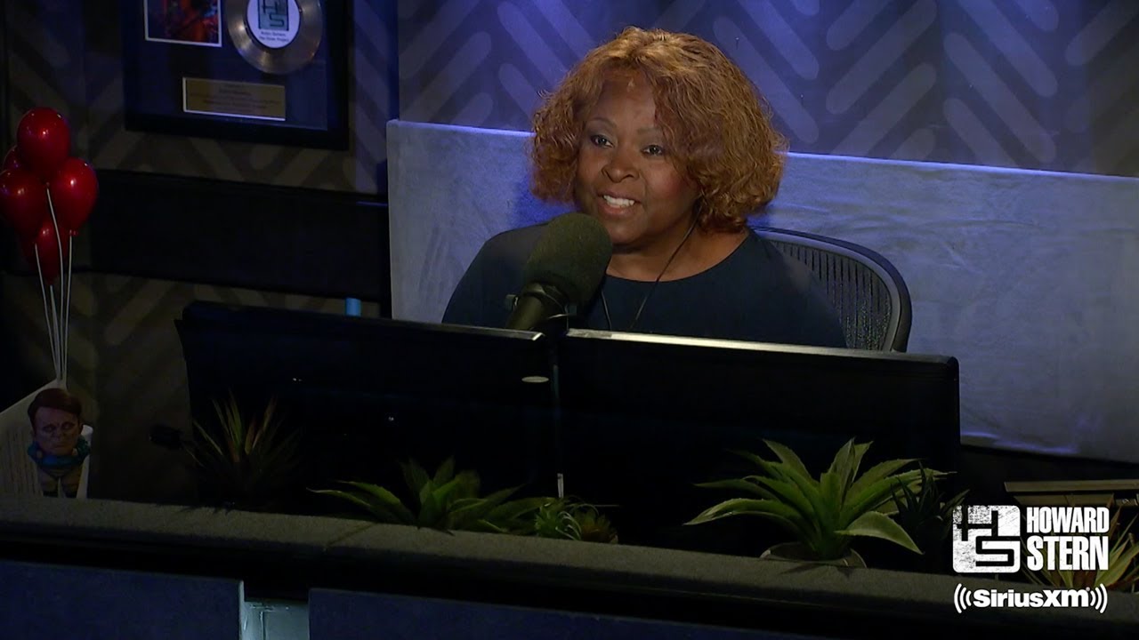 Why Didn’t Robin Quivers Get Howard’s Text?