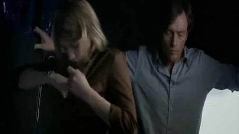 Toby Stephens - Wired (1)