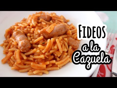 Vídeo: Una Abundante Cazuela De Fideos Con Salchichas Y Judías Verdes. Receta Paso A Paso Con Foto