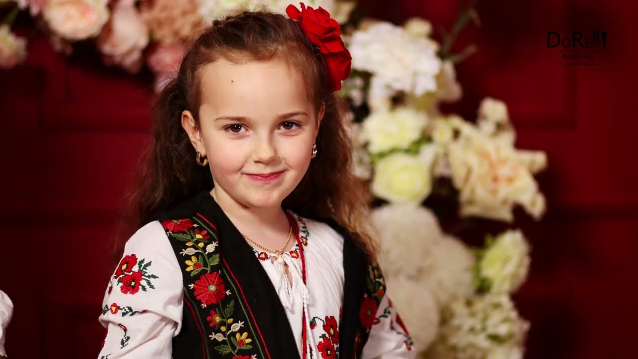 Daria Ioana Zaharia - Azi e ziua mamei mele (Cover Stana Izbasa) DoReMi Academy Iasi