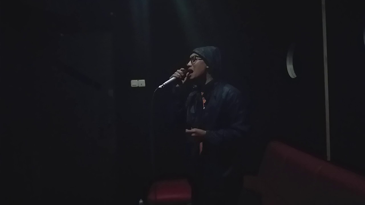 Cover Cinta Jangan Kau Pergi_Vidi Aldiano - YouTube