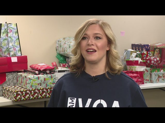 Give Joy: Adopt a Family for Christmas 3 sddefault