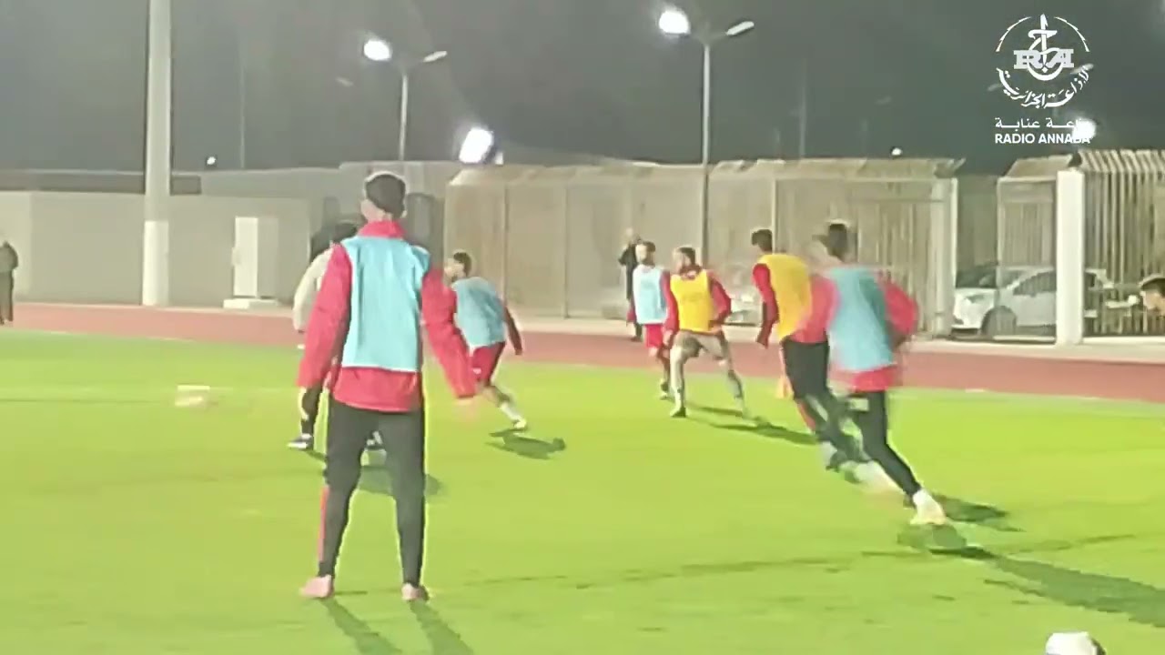 تحسبا للقاء مولودية باتنة اعنابة سهرة الجمعة بباتنة اجرى فريق الاتحاد حصة تدريبية بملحق ملعب 19 ماي