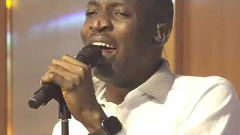 DUNSIN OYEKAN   Upper Room Worship Experience