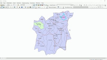 Watch and learn how to clip features on ArcMap