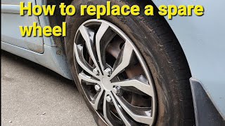 How to change a flat tire easily by DocMack Garage 161 views 1 year ago 8 minutes, 26 seconds