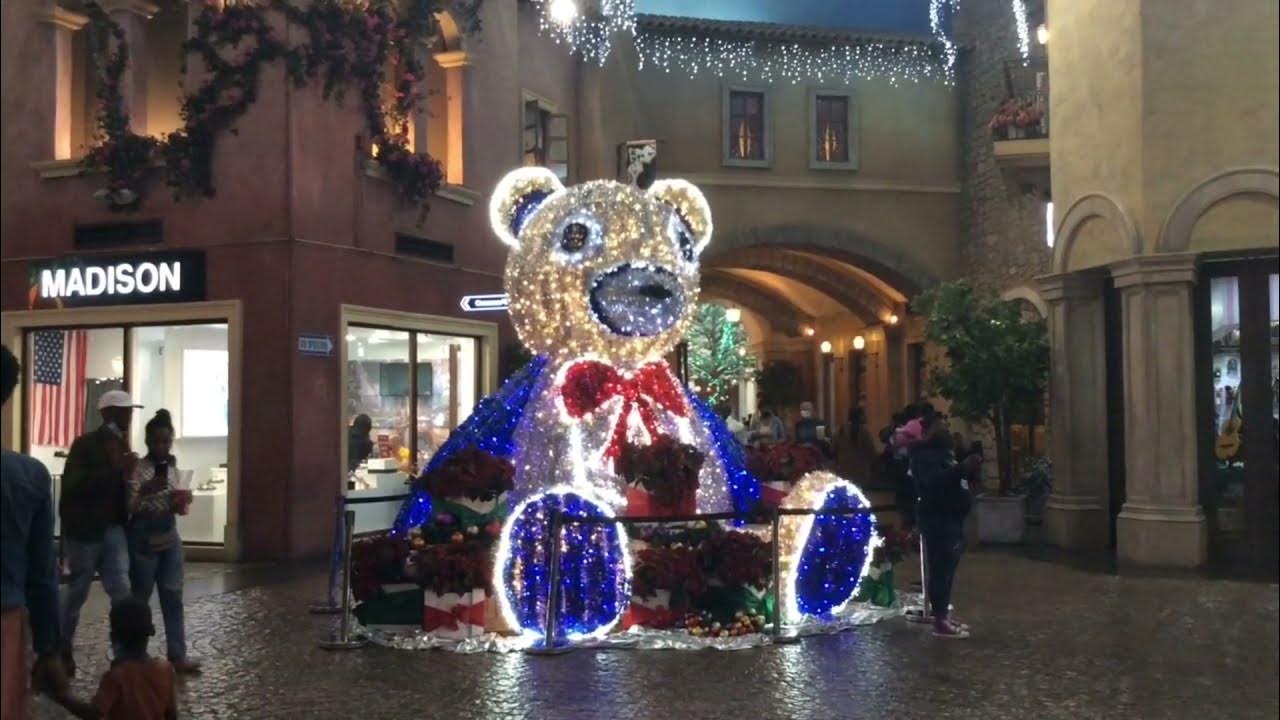 CHRISTMAS LIGHTS SPECTACULAR at MONTECASINO, SOUTH AFRICA! YouTube