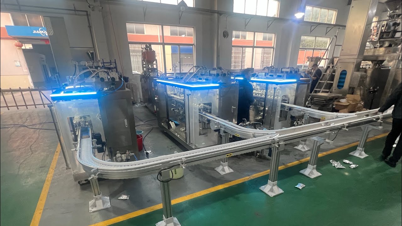 Doypack juice filling sealing and straw labeling machine | 200 mls juice bagging machinery