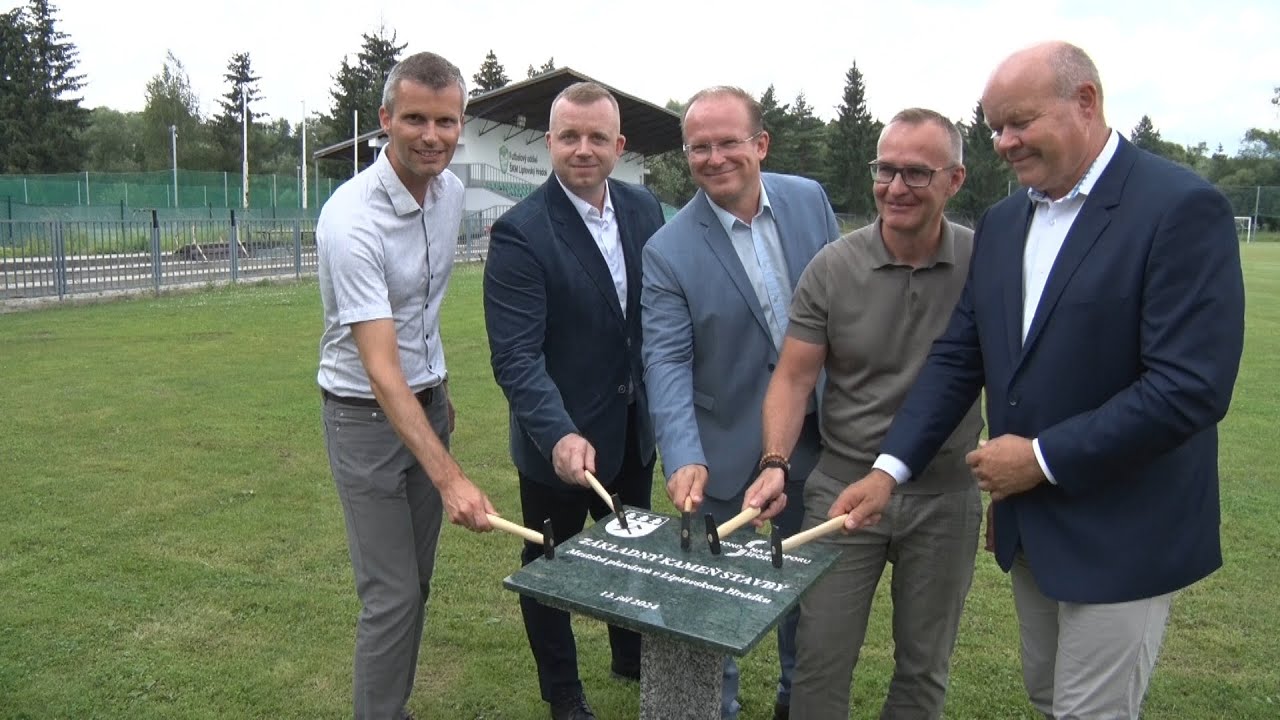 Mestská plaváreň v Liptovskom Hrádku (01)