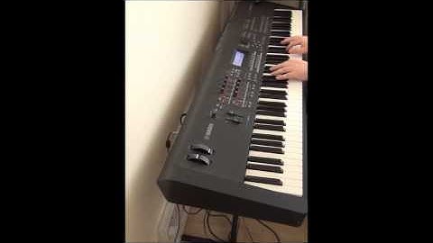 Yamaha MOX Performance Mode Demo - Splits and Layers - Standing On Air