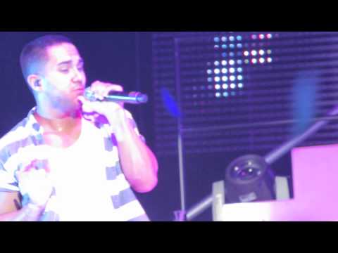 Confetti Falling- Big