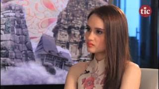 Hot Indonesia with Cinta Laura Kiehl, October 4, 2014