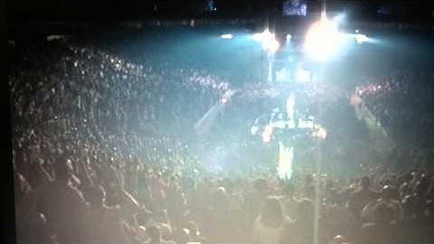 Cedric The Entertainer Kings of Comedy Intro Dance