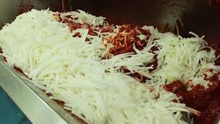 Large Amount Kimchi Making in Korean Kimchi Factory / 김치공장의 배추김치 만들기 / Korean Food