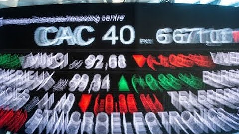 Les marchés financiers plongent, craignant une récession aux Etats-Unis