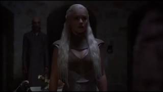 Game of Thrones S02E10 Valar Murghulis - "Drakarys" - Daenerys Targaryen & Drogon, Viserion, Rhaegal
