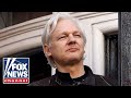 Wikileaks Founder Julian Assange Charged With Violating Espionage Act