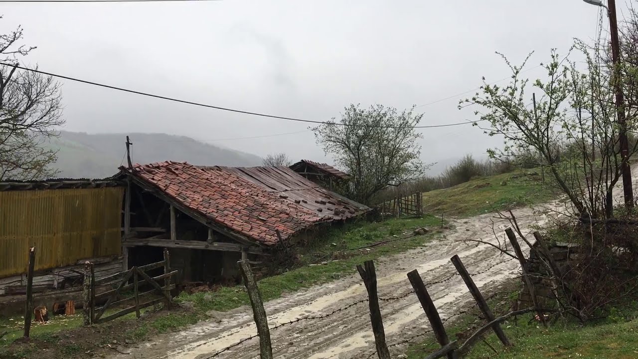 Harika Manzara Eşliginde Taşova Alçakbel’den İkindi Ezanı 👋🏻 Taşova Köyleri