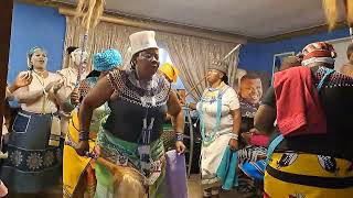 Iinkonjane Zoofaku   Lamabandla amagqirha amawele amaweleoofaku iinkonjanezoofaku