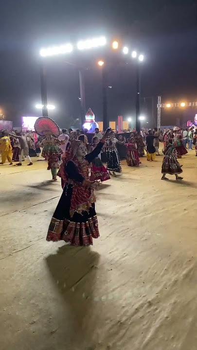 Dholida Dhol re Vagad…Navratri Traditional garba #garba #navratrispecial #live #song #dandia