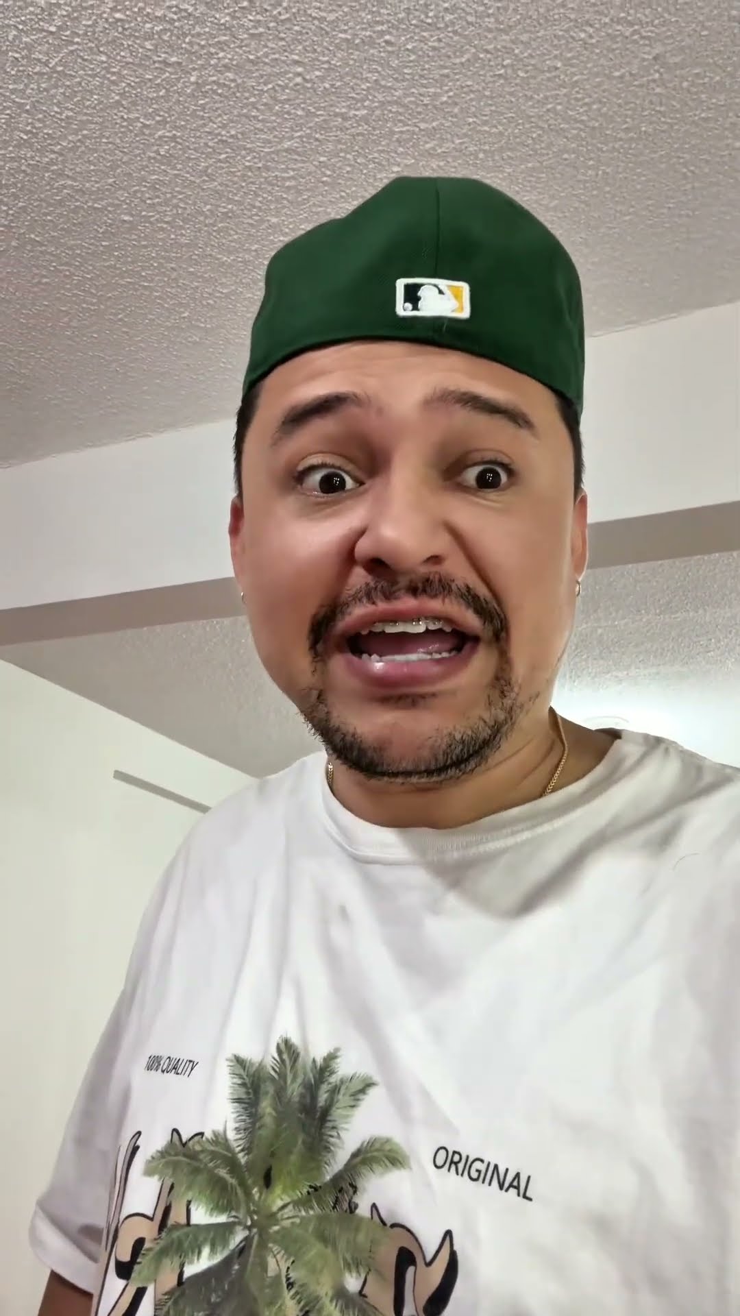 Pastel de cumpleaños #humor #casosdefamilia #comedia #papodefamilia #shortviral #comedy