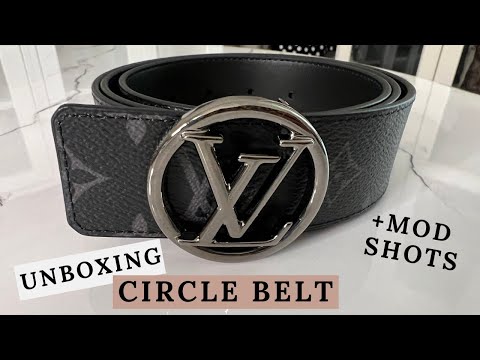 UNBOXING NEW Iridescent LOUIS VUITTON men's belt in Taurillon Leather from  the LV Novelty Collection 