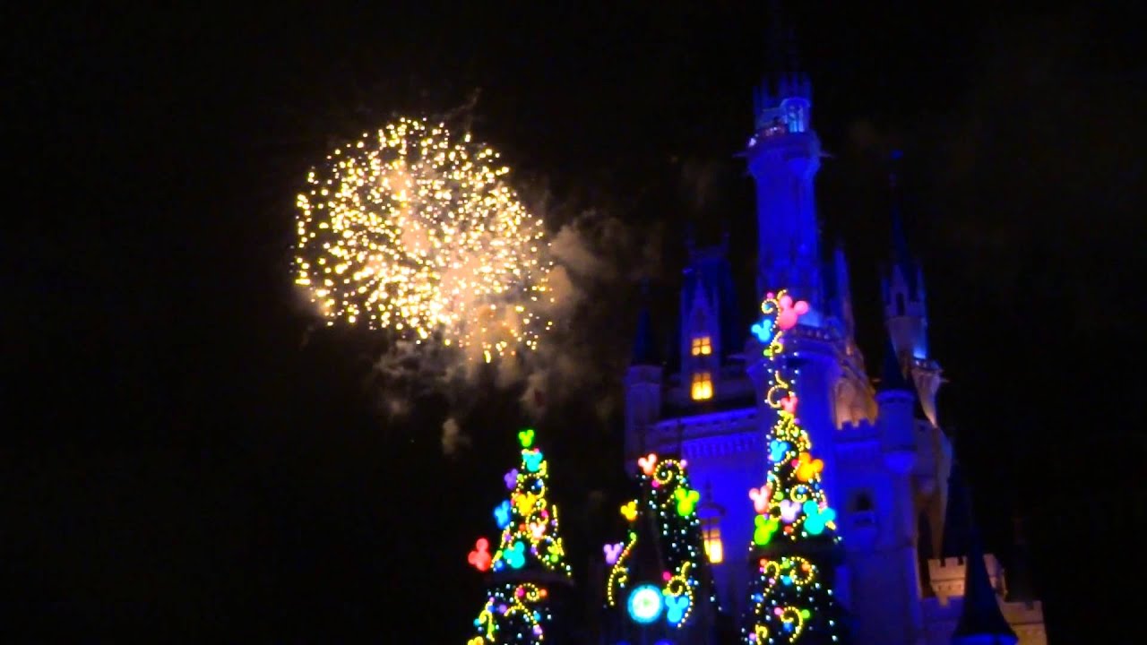 Tokyo Disneyland Disney Magic In The Sky ハピネス オン ハイ Youtube