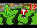 Jj and mikey fell through into scary cracks in the ground in minecraft maizen