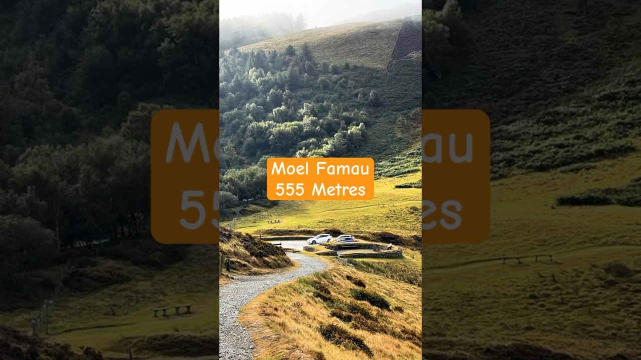 🥾Amazing walk to the top of Moel Famau 💥 Shame about the low mist!