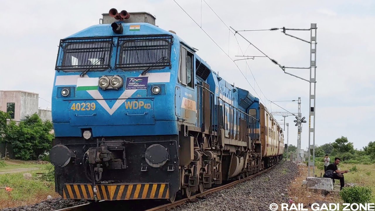 07855 Akola - Purna Passenger Train | KJM Bleed Blue WDP4D Locomotive | Train Videos Indian Railways