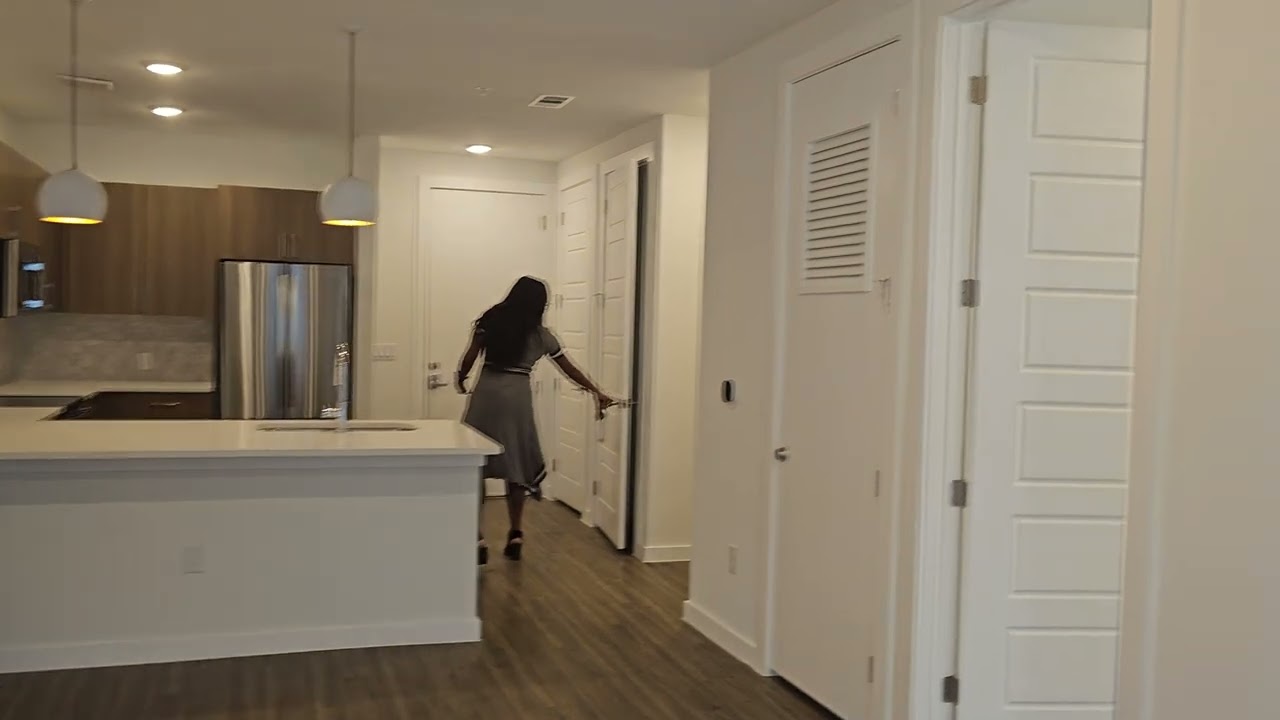 MLK Highline 1 Bedroom Apartment with Giant Balcony 