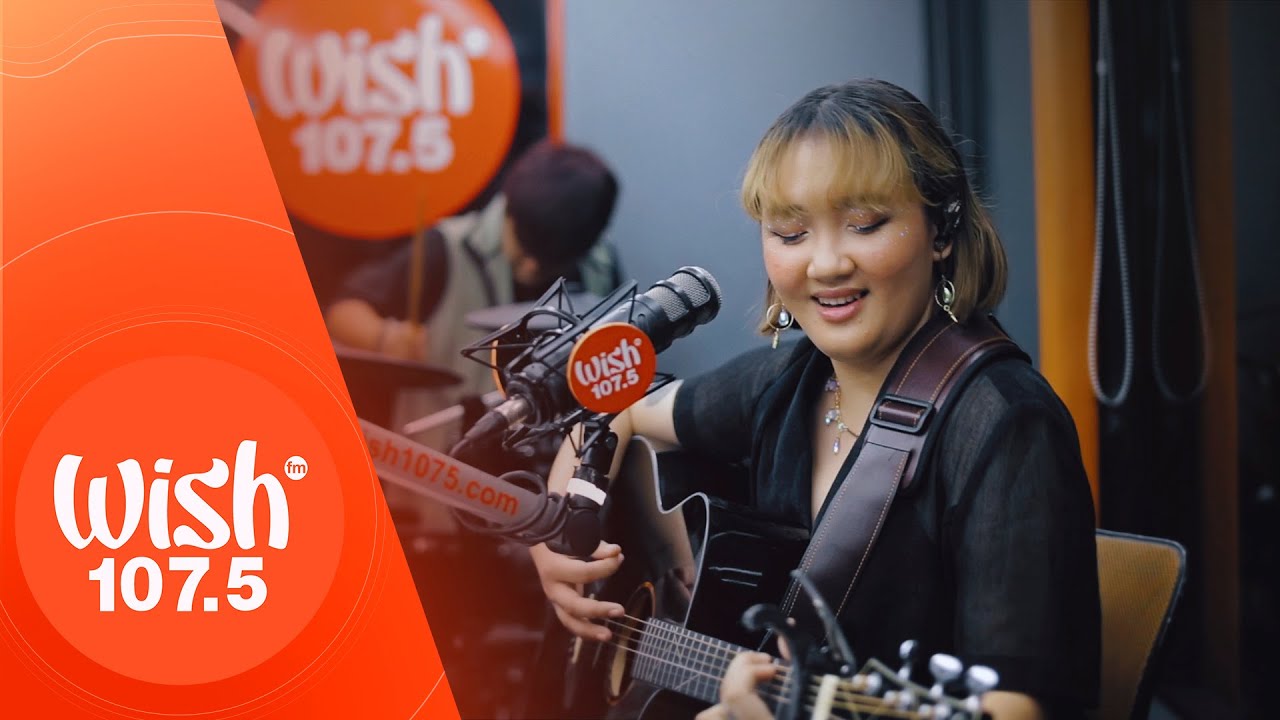 Dwta performs Padaba Taka LIVE on Wish 1075 Bus