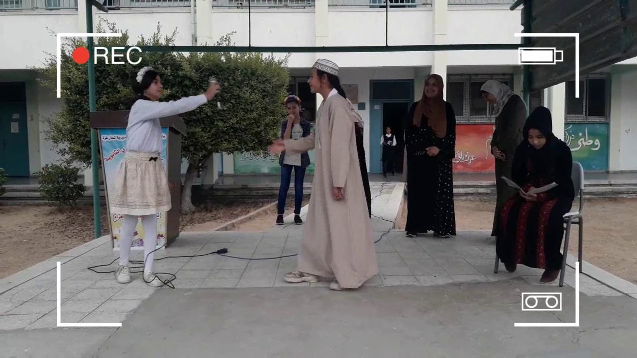 عرض مسرحي عن القراءة ضمن أسبوع المكتبات المدرسية  